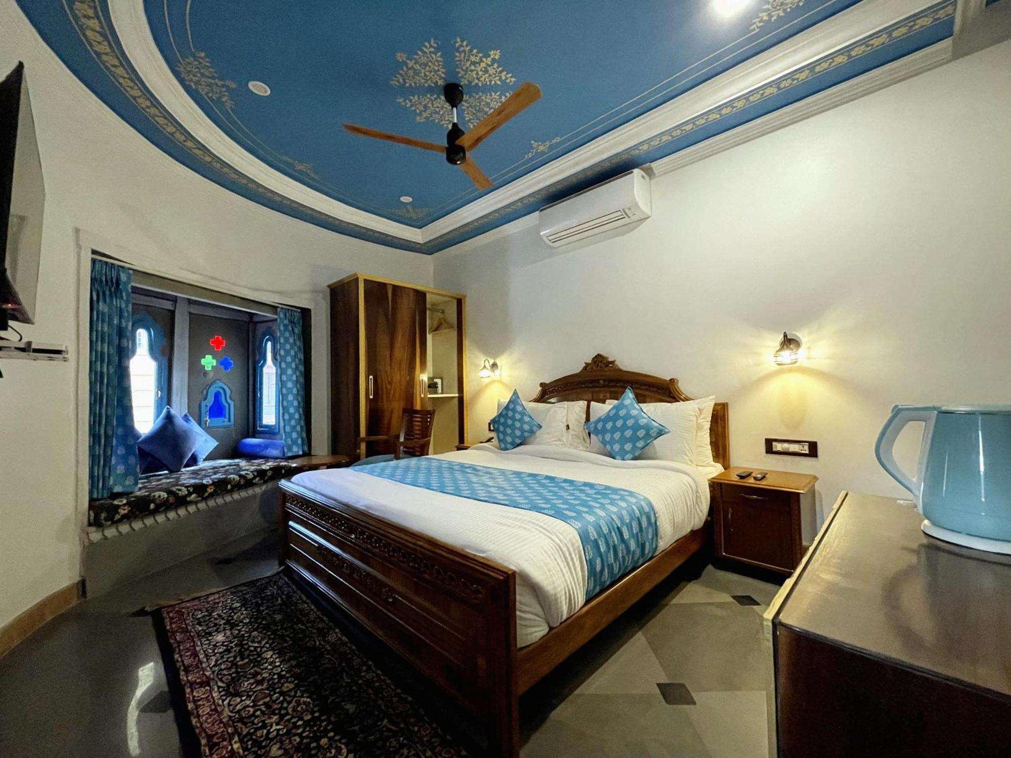 Aaj Haveli - Lake Facing Boutique Hotel By Levelup Hotels Udaipur Zimmer foto